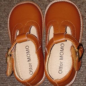 Toddler Otto Momo dress shoes for boy's size 5